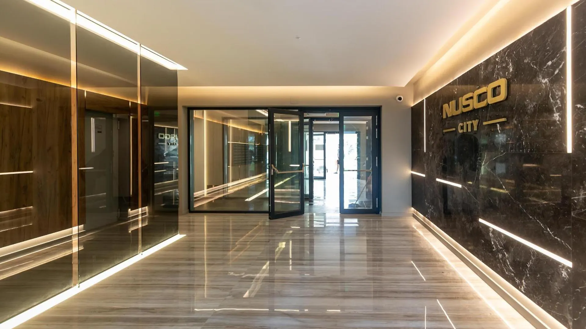 Stylish 1Br Apartment With Balcony In Vibrant Business Area Bucharest